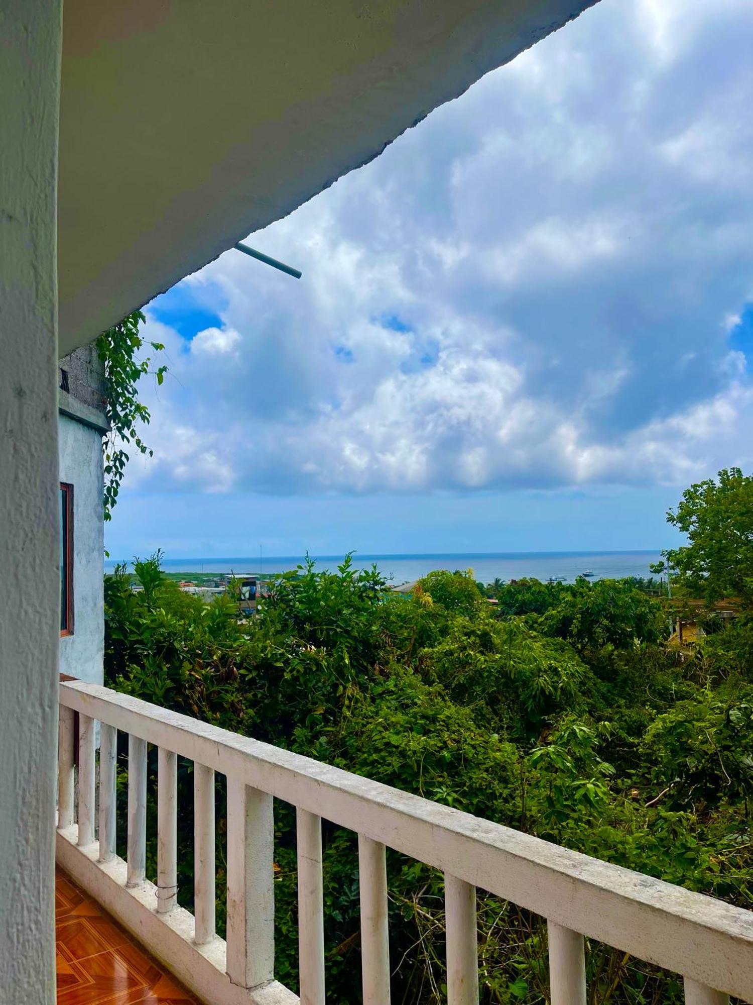 ホテル Hostal Vista Al Mar プエルト・バケリソ・モレノ エクステリア 写真