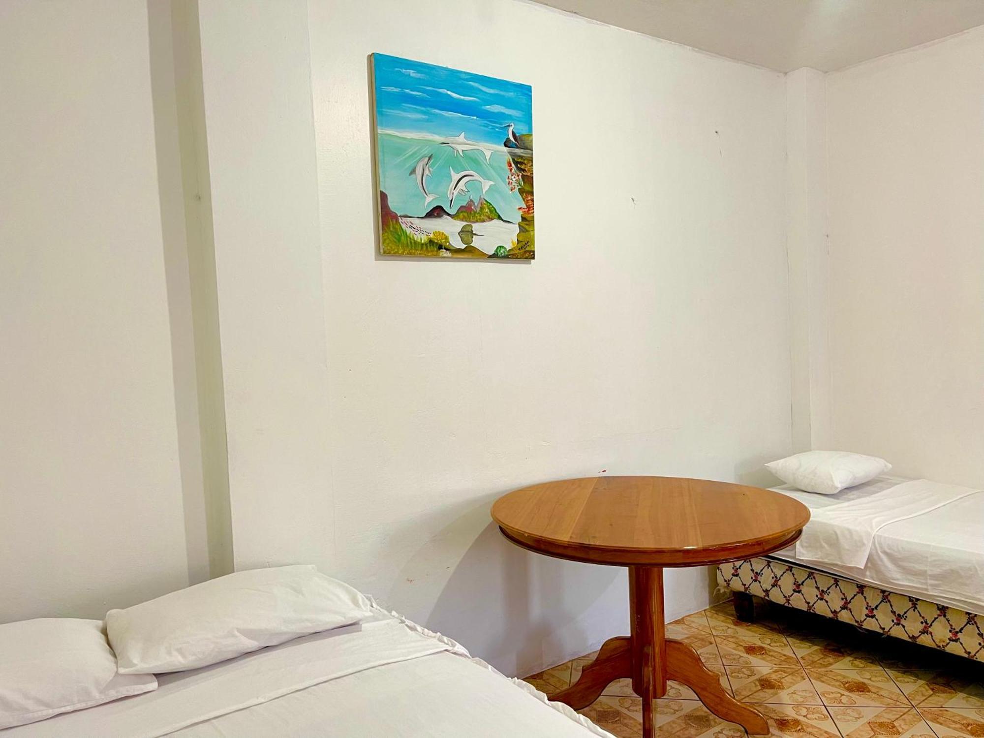 ホテル Hostal Vista Al Mar プエルト・バケリソ・モレノ エクステリア 写真